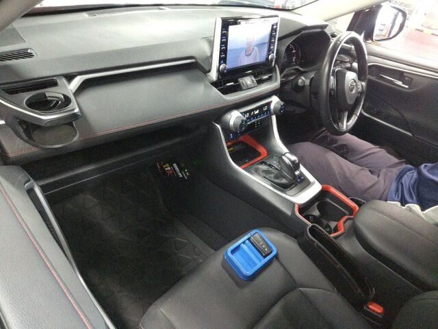 2021 Toyota RAV4 アドベンオフロードP 4WD auction photo 3
