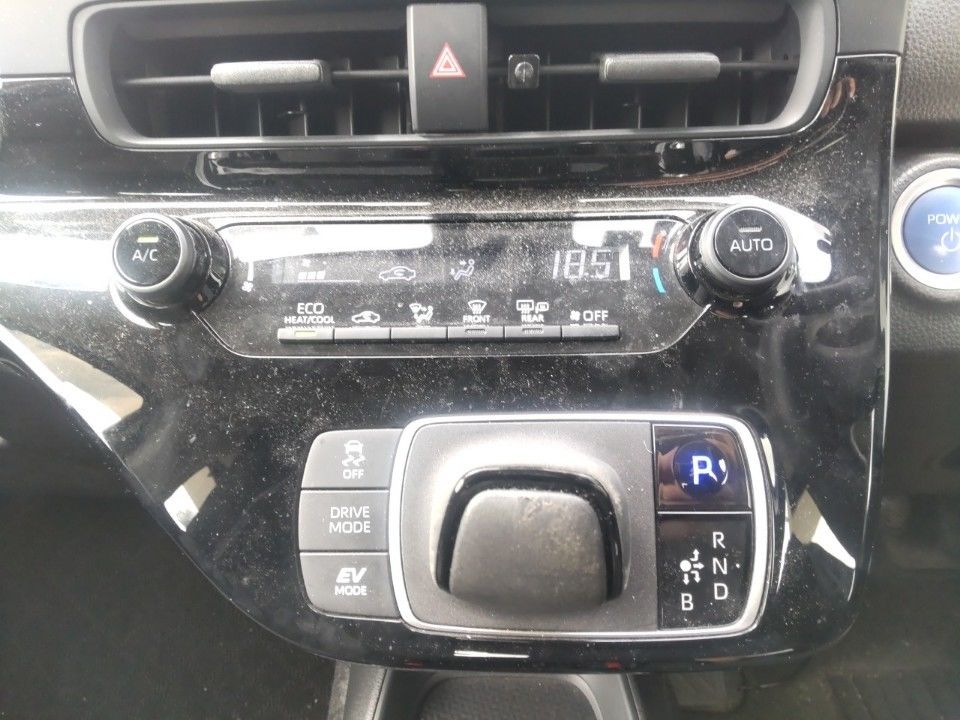 2023 Toyota Aqua auction photo 12