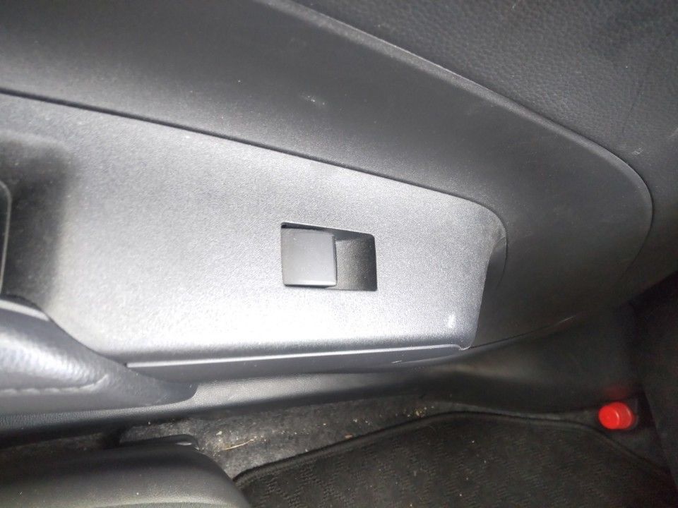 2023 Toyota Aqua auction photo 13