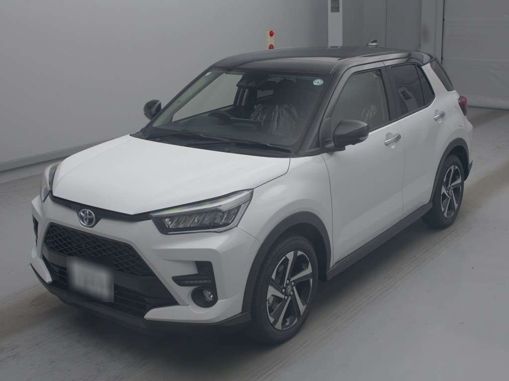 Japan Auction Vehicles 4 2026 Toyota Raize Hybrid Z auction photo