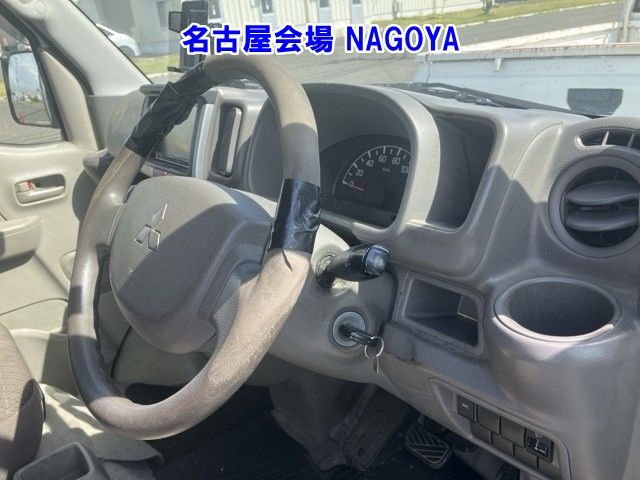 2016 Mitsubishi Minicab G.4WD auction photo 6
