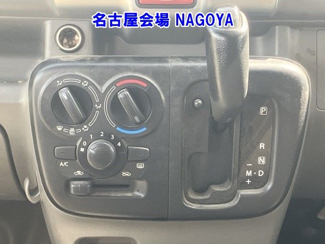 2016 Mitsubishi Minicab G.4WD auction photo 5