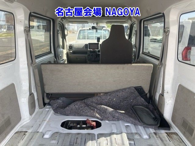 2016 Mitsubishi Minicab G.4WD auction photo 13