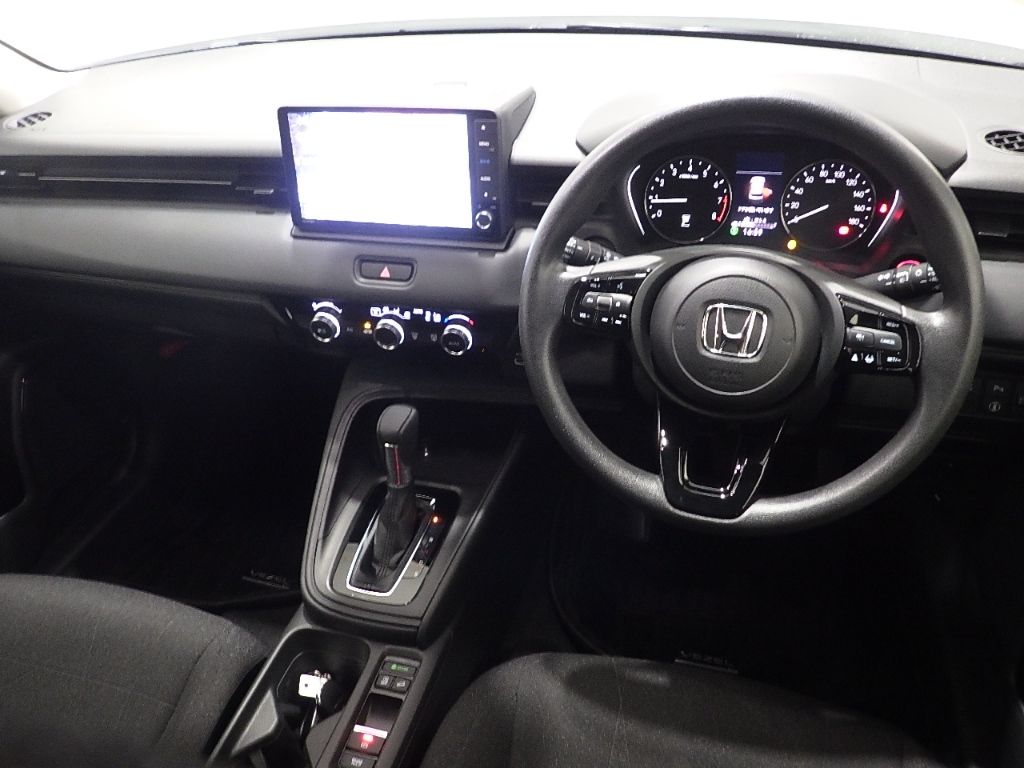 2021 Honda Vezel G auction photo 3
