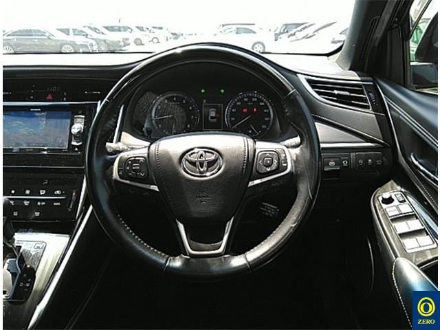 2019 Toyota Harrier auction photo 5