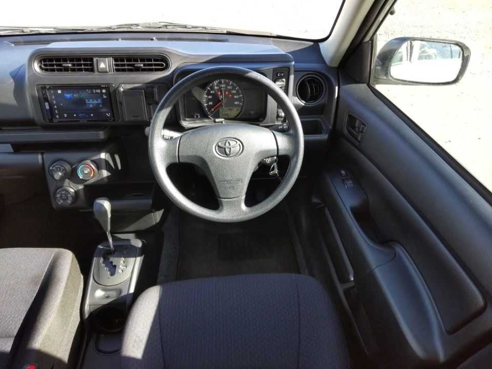 2018 Toyota Probox auction photo 3