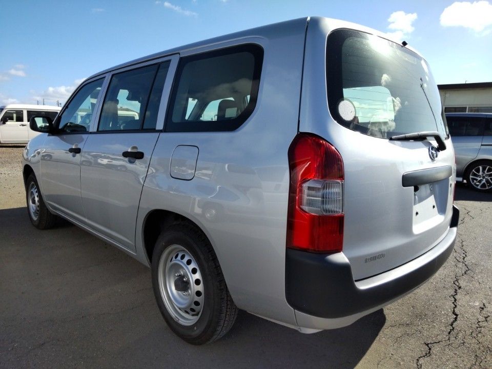 2018 Toyota Probox auction photo 6