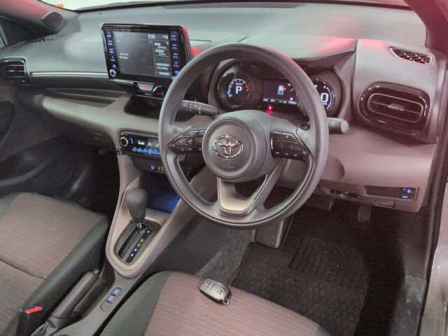 2024 Toyota Yaris G auction photo 3