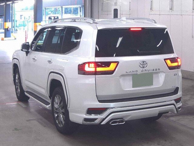 2025 Toyota Land Cruiser ZX 4WD auction photo 2