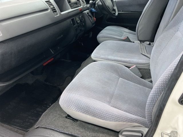 2008 Toyota Hiace GL auction photo 5