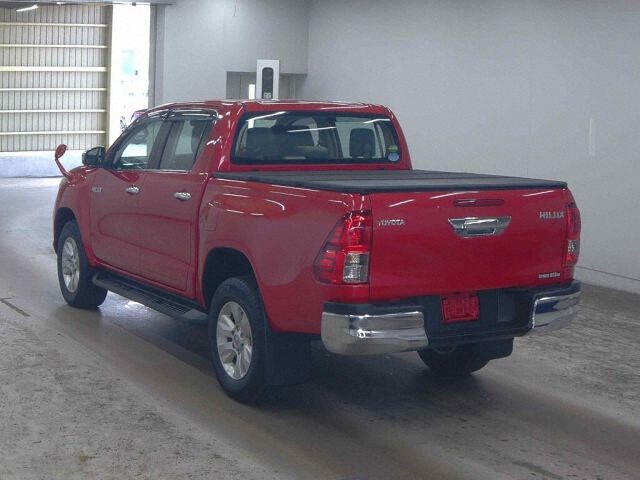 2018 Toyota Hilux Z 4WD auction photo 2