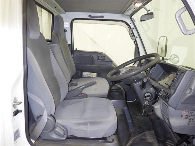 2016 Isuzu Elf 平ボディ auction photo 5