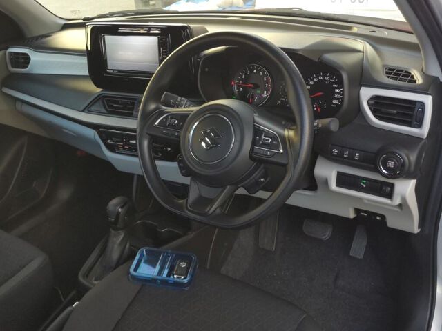 2023 Suzuki Swift XG auction photo 3