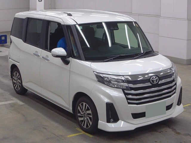 2025 Toyota Roomy カスタムG 4WD Japan auction vehicle
