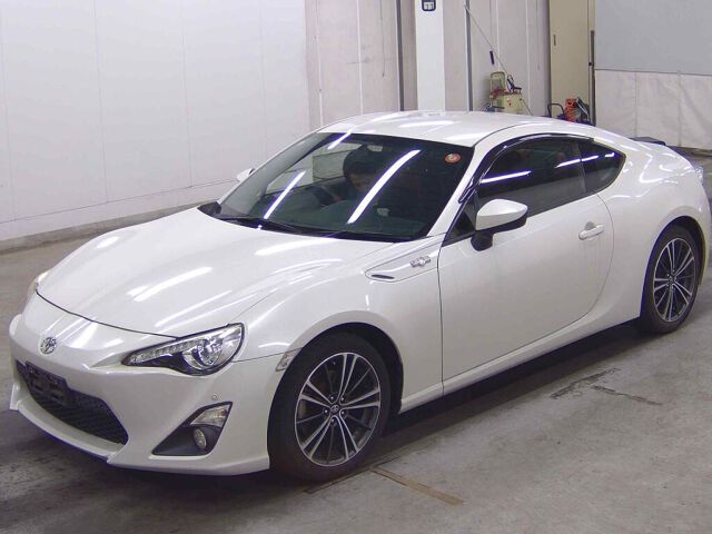 2014 Toyota 86 GT auction photo 4