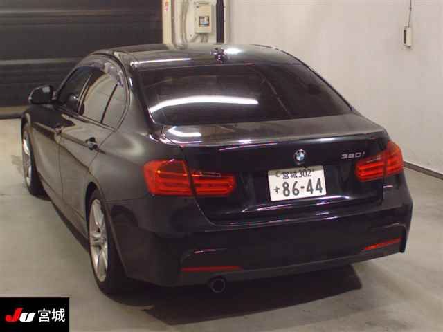 2014 BMW 3 Series 320i Mスポーツ auction photo 2