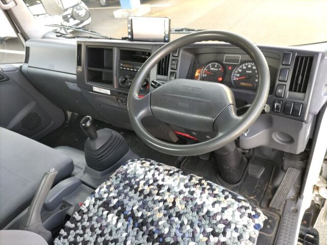 2010 Isuzu Elf 4WD auction photo 3