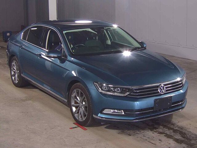 2018 Volkswagen パサート TSIハイライン Japan auction vehicle