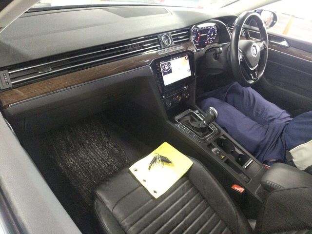2018 Volkswagen パサート TSIハイライン auction photo 3
