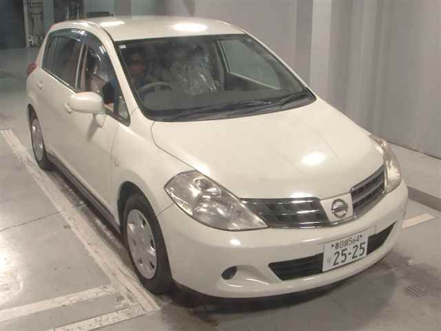 Japan Auction Vehicles 12 2011 Nissan ティーダ 15M auction photo