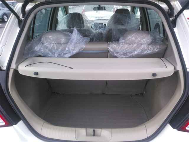 2011 Nissan ティーダ 15M auction photo 10