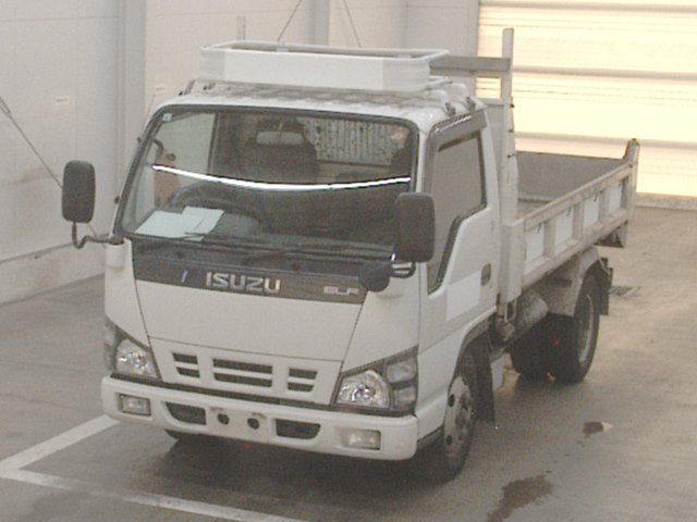 Japan Auction Vehicles 10 2005 Isuzu Elf ダンプ auction photo