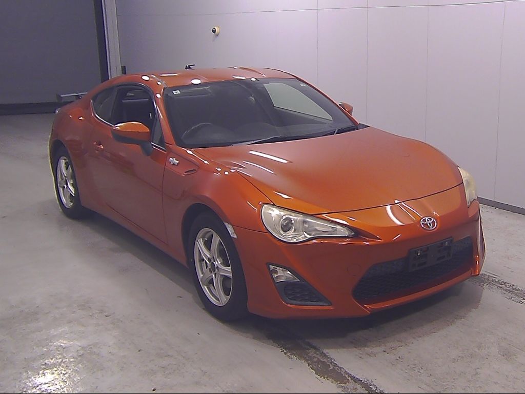 Japan Auction Vehicles 14 2013 Toyota 86 G auction photo