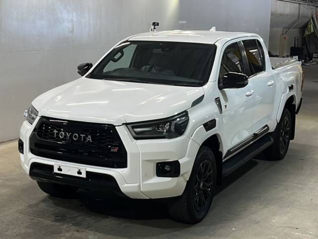 2023 Toyota Hilux Z GRスポーツ Japan auction vehicle