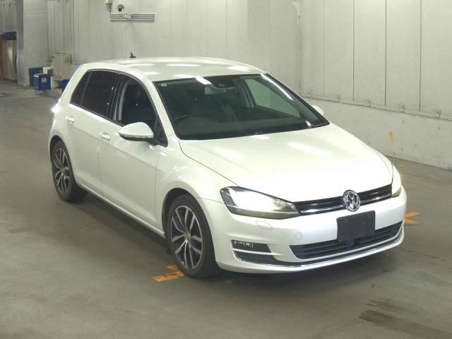 Japan Auction Vehicles 5 2015 Volkswagen VW ゴルフ TSIハイライン BMT auction photo