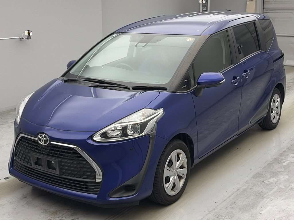 2022 Toyota Sienta X Japan auction vehicle