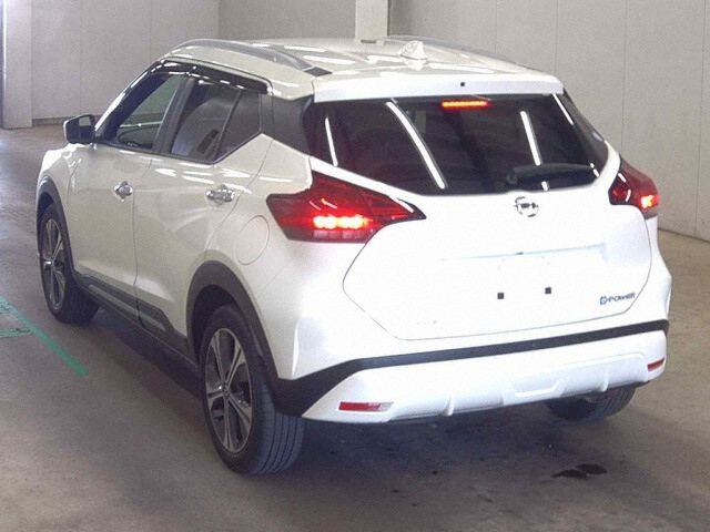 2021 Nissan Kicks X auction photo 2