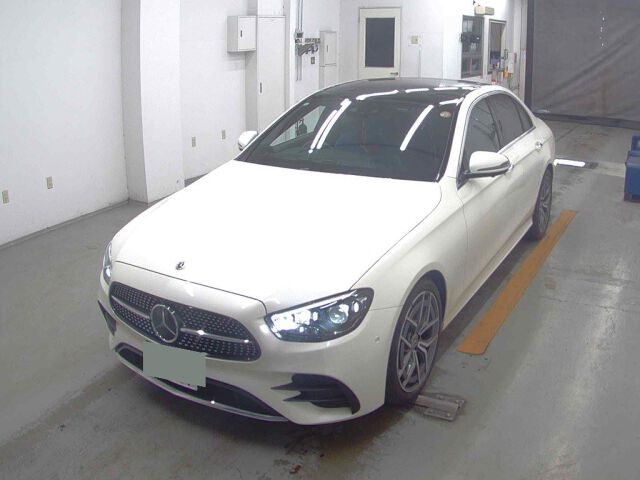 2021 Mercedes-Benz E-Class E220D スポーツ auction photo 4