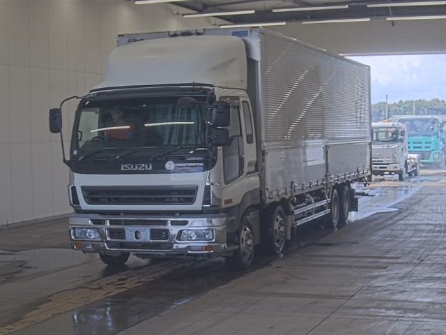 2006 Isuzu Giga アルミウイング PG Japan auction vehicle