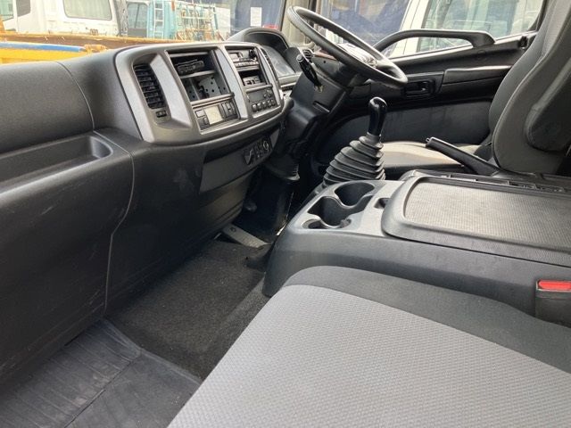 2017 Hino Ranger Reitou PG auction photo 5