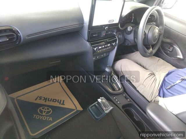 2026 Toyota Yaris Cross ハイブリッドZ auction photo 3