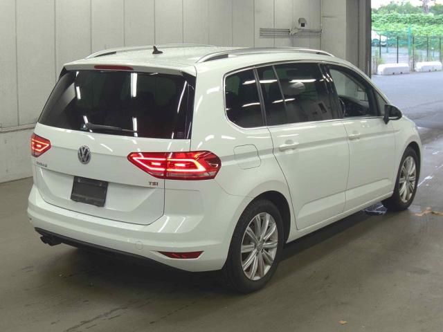 2016 Volkswagen VW ゴルフ トゥーランTSI ハイライン auction photo 3