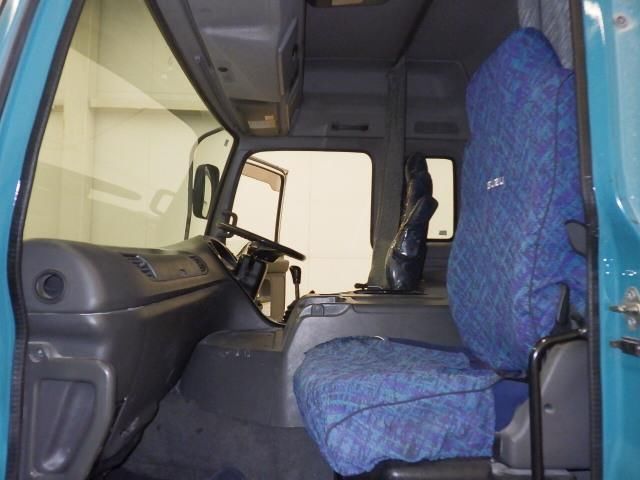 2009 Isuzu トラクター auction photo 8