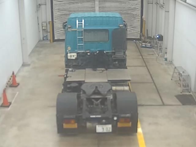 2009 Isuzu トラクター auction photo 3
