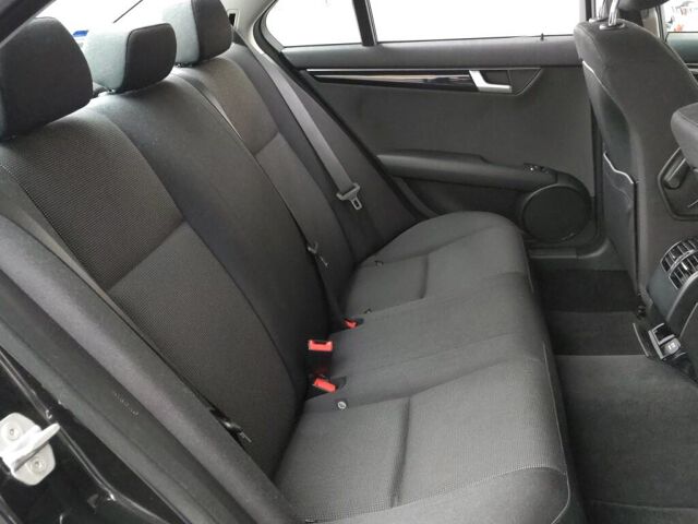 2011 Mercedes-Benz C-Class C200ブルエフィシェン auction photo 6