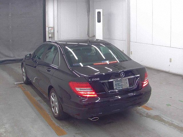 2011 Mercedes-Benz C-Class C200ブルエフィシェン auction photo 2