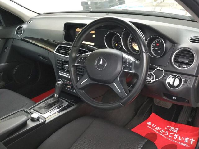 2011 Mercedes-Benz C-Class C200ブルエフィシェン auction photo 3
