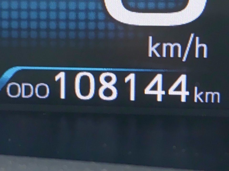 2018 Toyota Prius PHEV auction photo 10