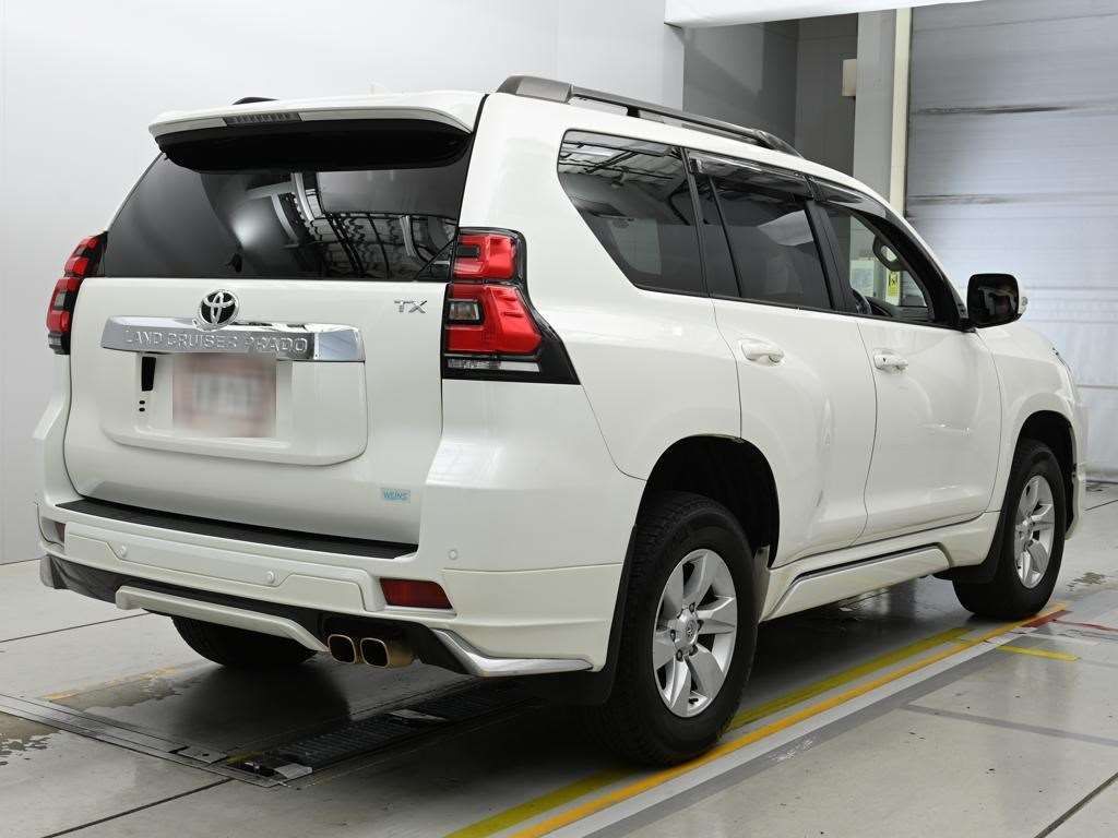 2023 Toyota Land Cruiser Prado TX Lパッケージ 4WD auction photo 2