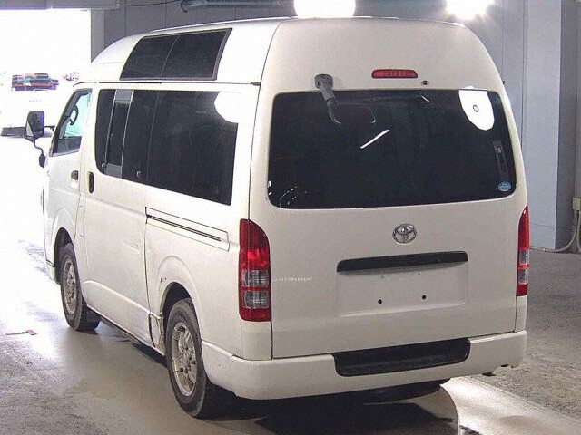 2008 Toyota Hiace フクシ auction photo 2