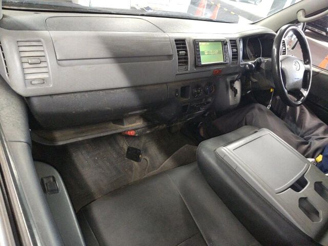2008 Toyota Hiace フクシ auction photo 6