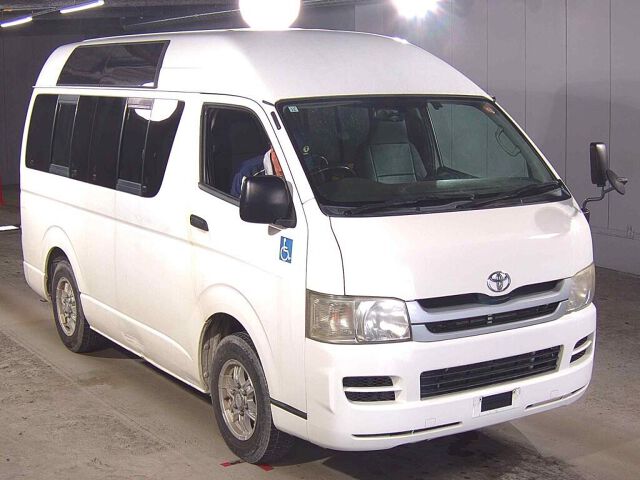 Japan Auction Vehicles 8 2008 Toyota Hiace フクシ auction photo