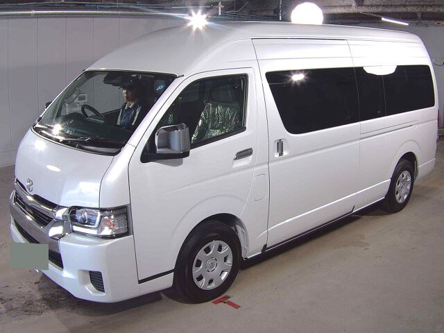 2026 Toyota Hiace Grand Cabin auction photo 4