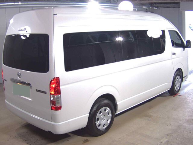 2026 Toyota Hiace Grand Cabin auction photo 5