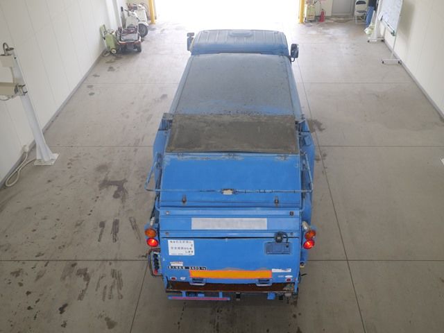 2005 Isuzu Elf ジンカイ auction photo 3