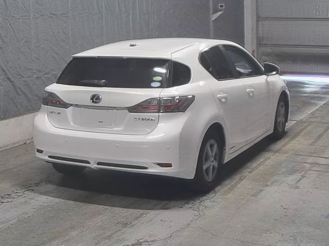2013 Lexus CT200h auction photo 2